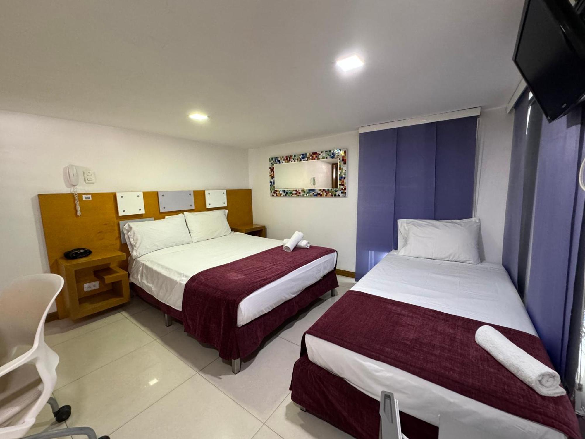 Hotel San Antonio Plaza كالي المظهر الخارجي الصورة